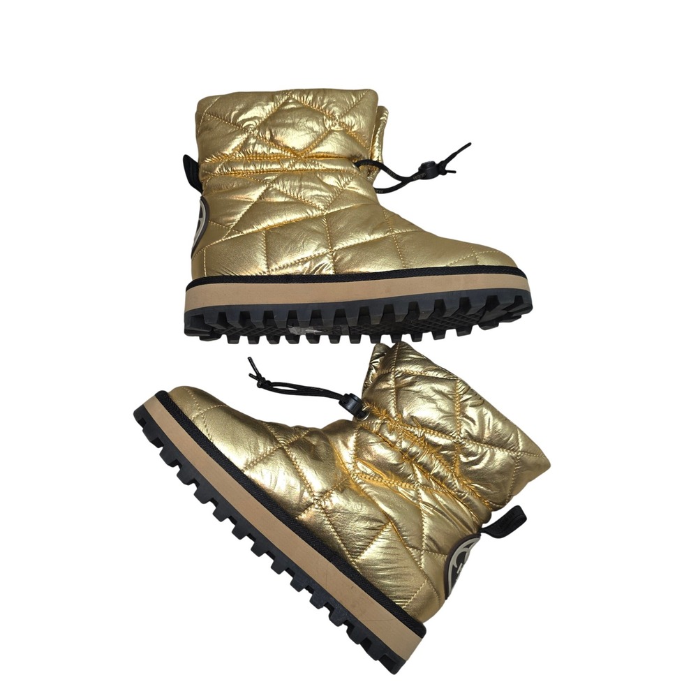 Guess GWLEIAN2 Womens Gold Metallic Quilted Puffer Snow Boots Lug Sole Size 8M - Picture 2 of 6